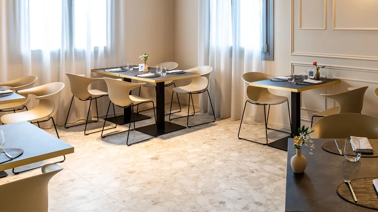 COPERTINA_4 Zeta Club