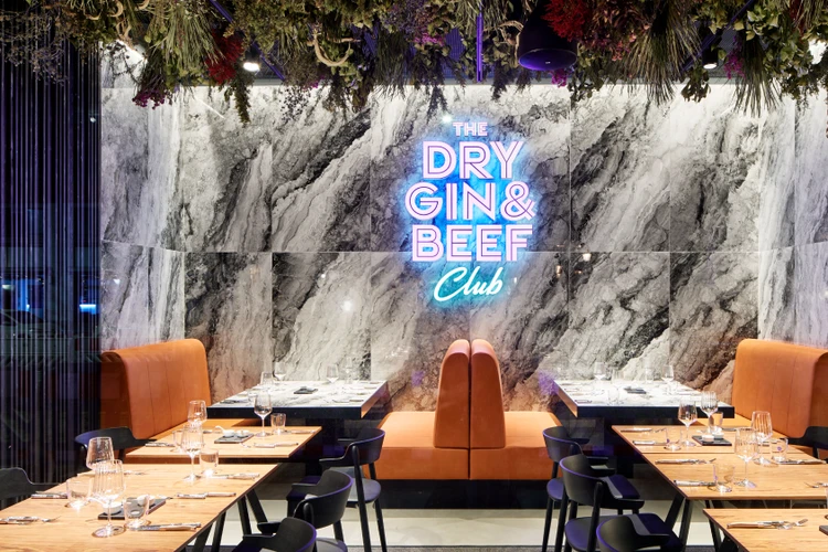 1. COPERTINA_THE DRY GIN_nuovo formato.jpg