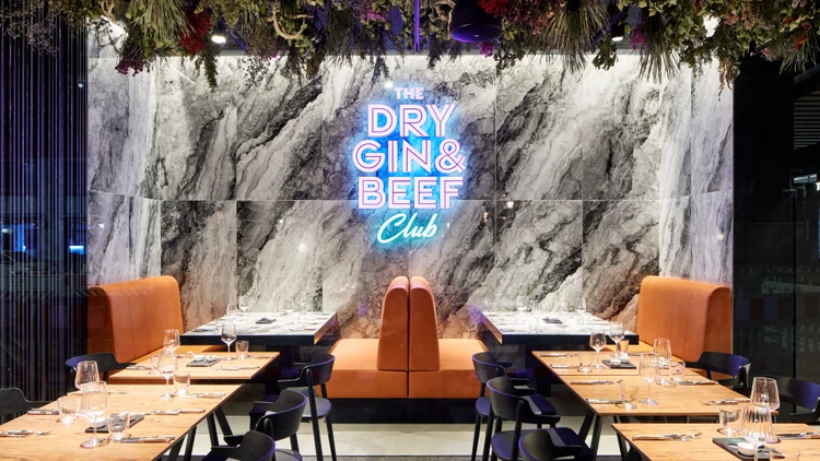 1. COPERTINA_THE DRY GIN_nuovo formato.jpg