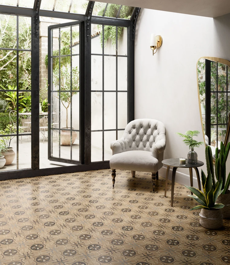 Intarsi Classic 03, Patchwork B&W White