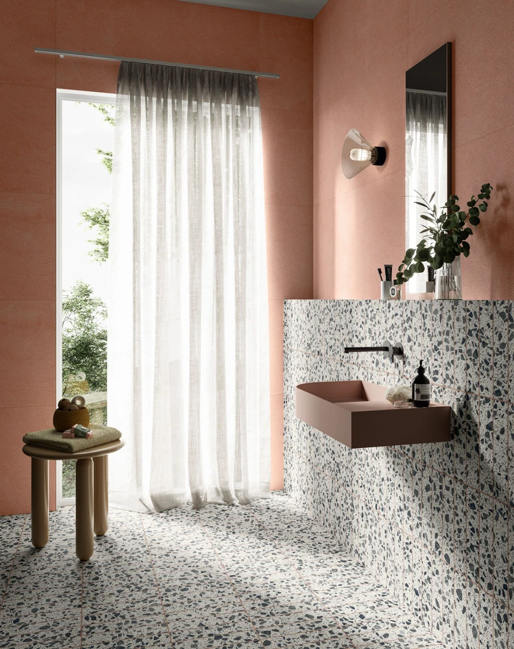 Iro Rose, Iro Next Black