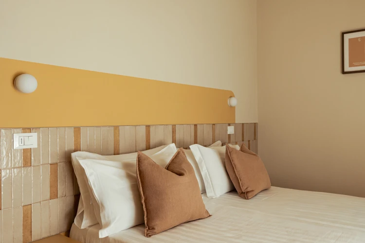 copertina_HOTEL ESTENSE.jpg