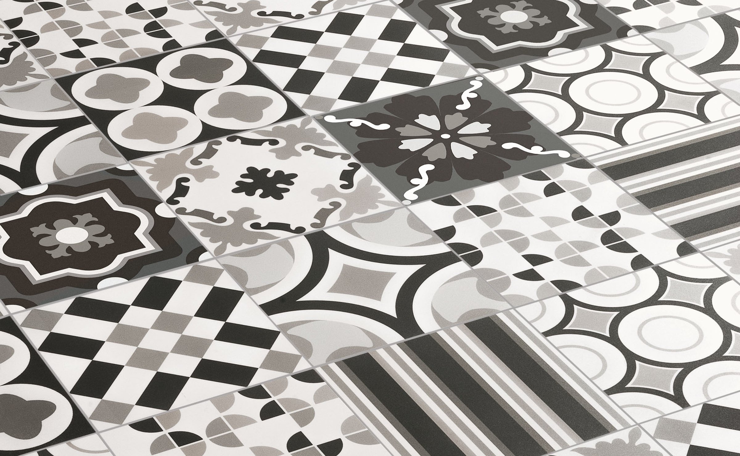 Patchwork Black&White : carreaux en ciment en grès