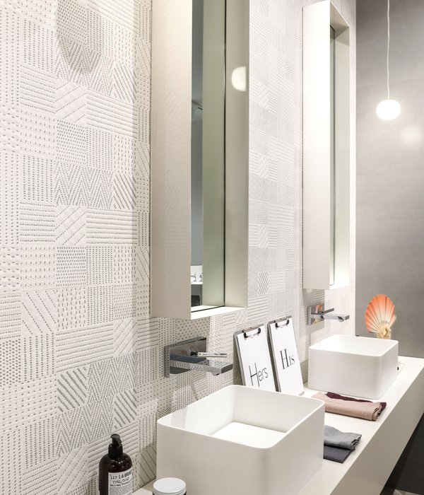 Metrochic: bathroom wall covering tiles